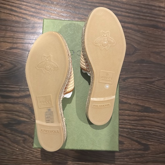 Gucci Interlocking GG Raffia Espadrille Slip on Sandals NWB - Picture 3 of 5